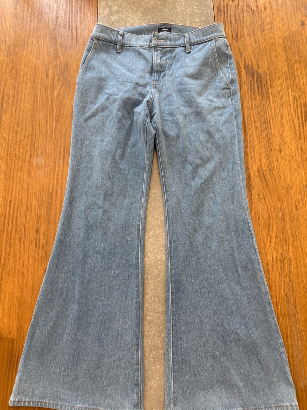 Express Women's Flare Jeans — Light Wash Blue